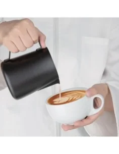 Pichet à lait antiadhésif noir Olympia 570 ml  2