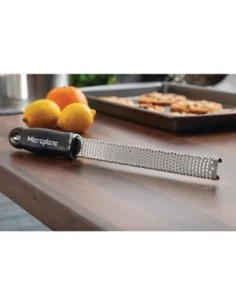 Zesteur et râpe Microplane Premium noir 2