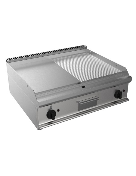 FRY-TOP GAZ 1/2 LISSE. 1/2 NERVURE A POSER ZONE DE CUISSON 800X530 MM L (en mm) : 800 - P (en mm) : 700 H (en mm) : 270