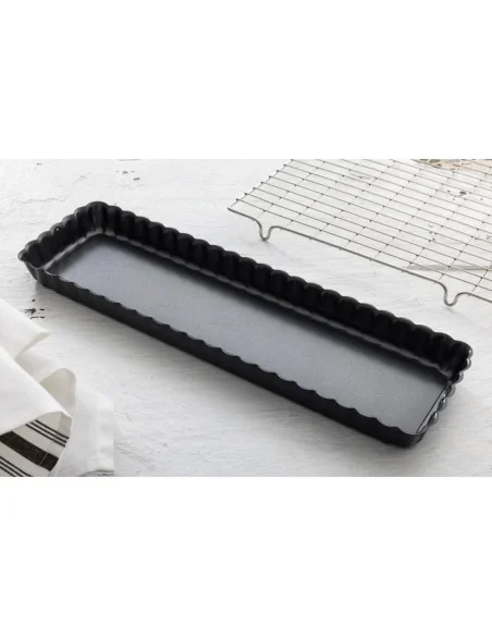 Moule à tarte rectangulaire antiadhésif avec fond amovible De Buyer 36cm