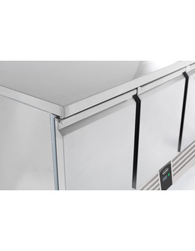 TABLE RÉFRIGÉRÉE 3 PORTES