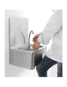 LAVABO COMMANDE AU GENOU 2