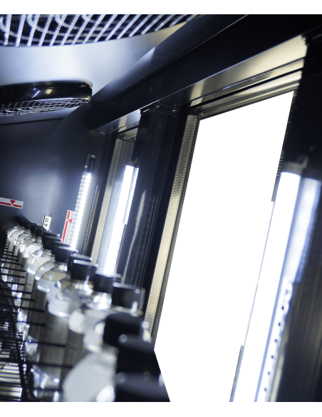 RÉFRIGÉRATEUR 3 PORTES EN VERRE NOIR CEB-1600R BL