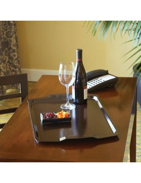 Plateau stratifié rectangulaire avec poignées Capri Cambro wengé 640mm