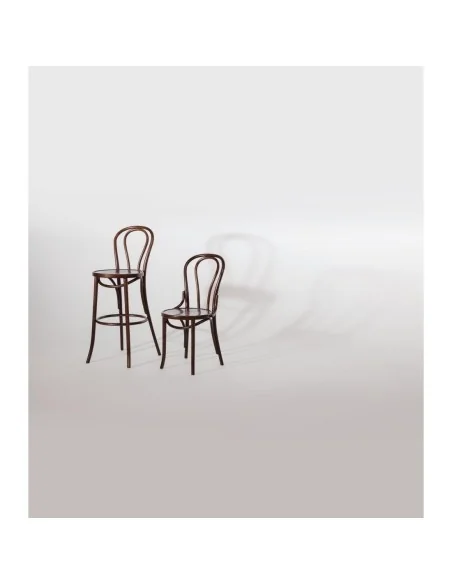 Chaises bistrot en bois courbé Fameg finition noyer