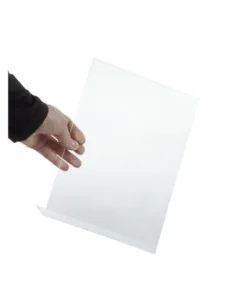 Protège-menus incliné en acrylique Olympia A4 2